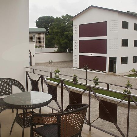 Consir Executive Lodge Accra Exteriör bild