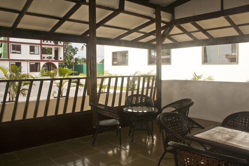Consir Executive Lodge Accra Exteriör bild