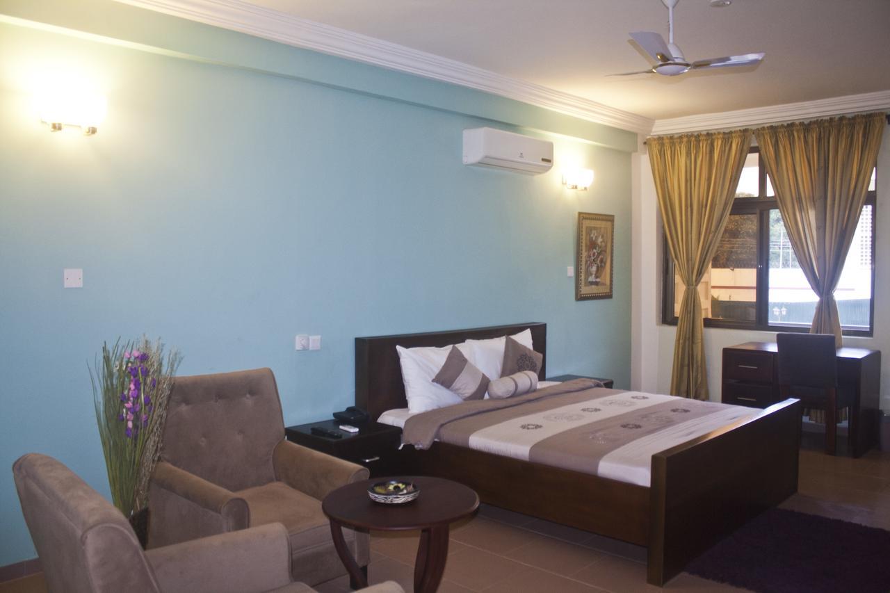 Consir Executive Lodge Accra Exteriör bild