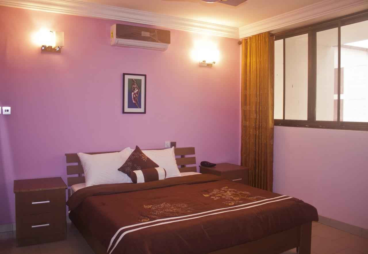 Consir Executive Lodge Accra Exteriör bild
