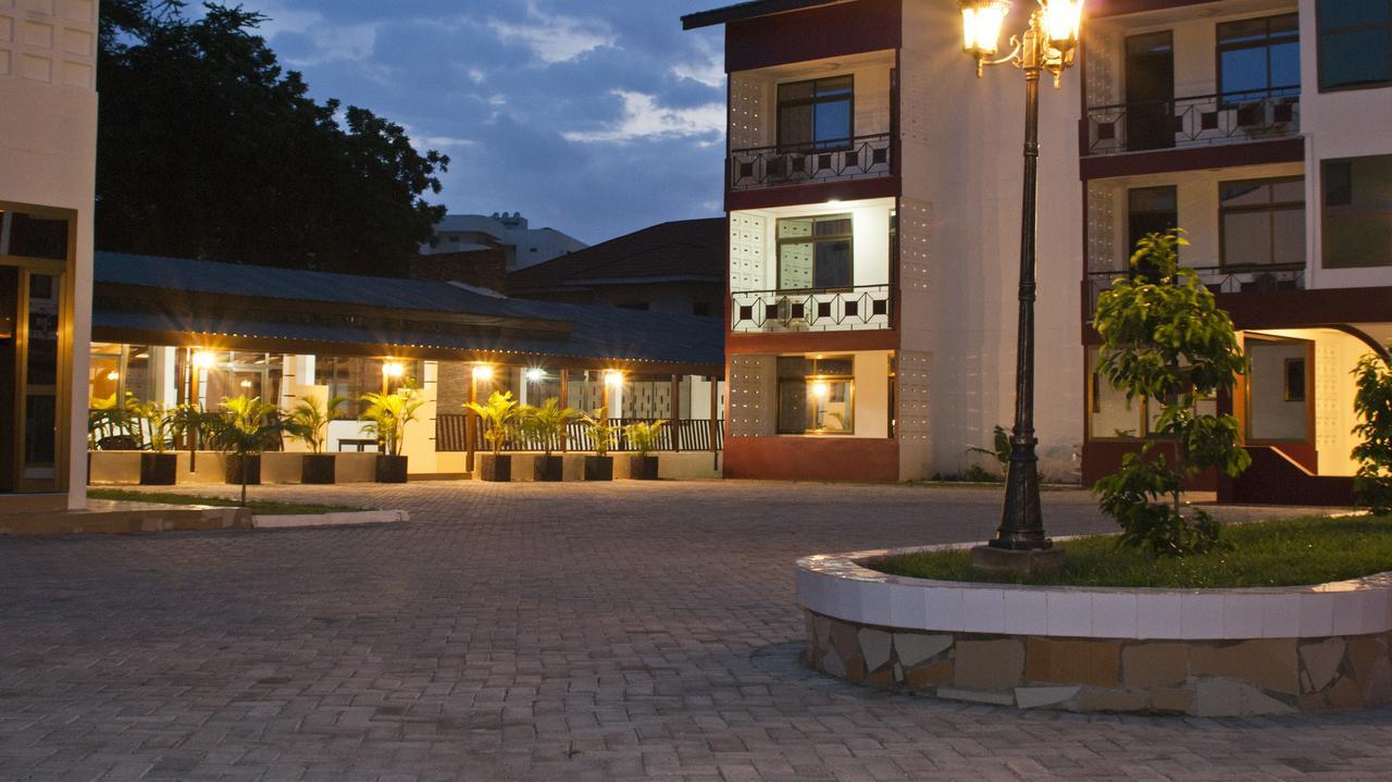Consir Executive Lodge Accra Exteriör bild